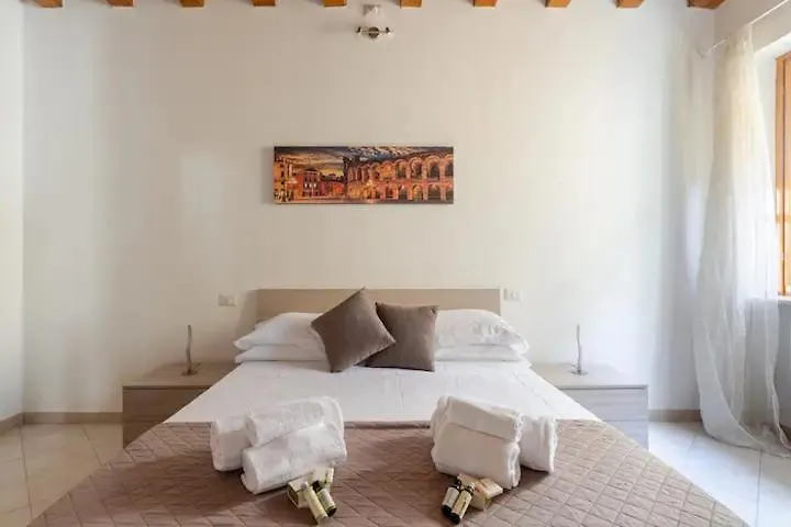 Arena Apartment فيرونا