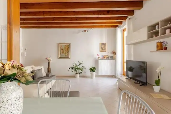 Arena Apartment فيرونا 0*,  إيطاليا